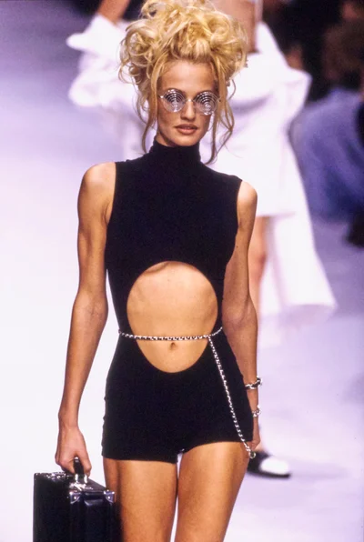 Look 100